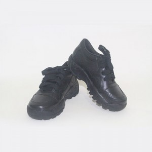 zapatilla con cordon